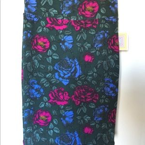 Rare Unicorn LuLaRoe Rose Floral Cassie Skirt